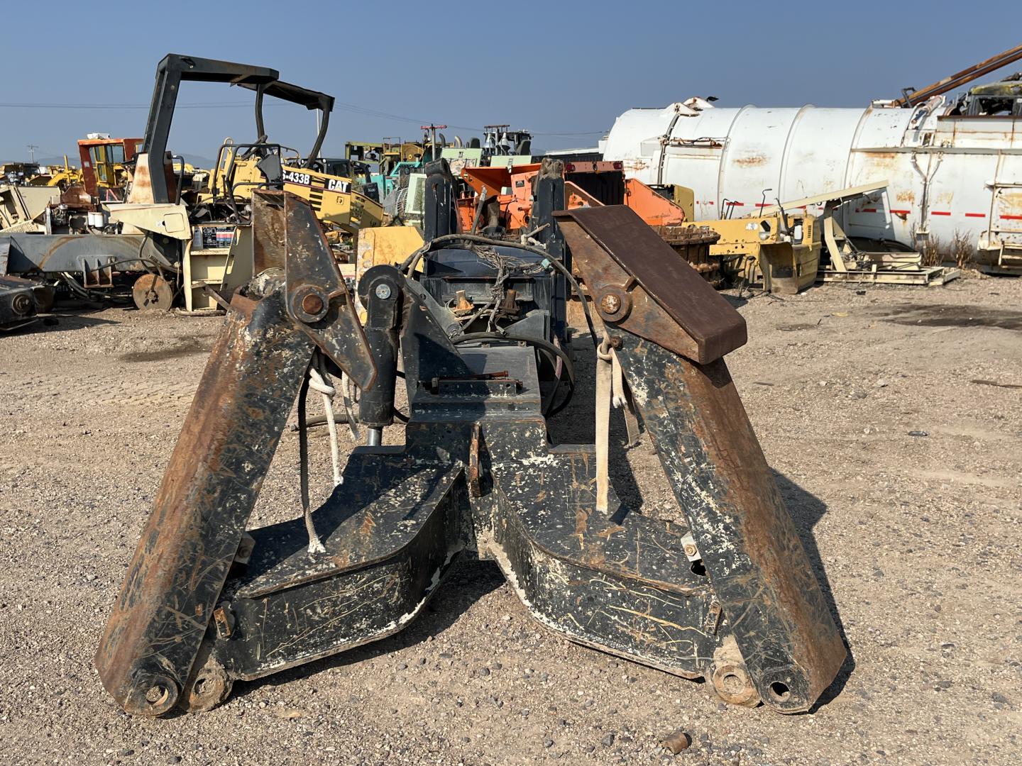 ./imagenes/INVOICE/2019/13224/MONTACARGAS CAT TL1255 (5).JPG